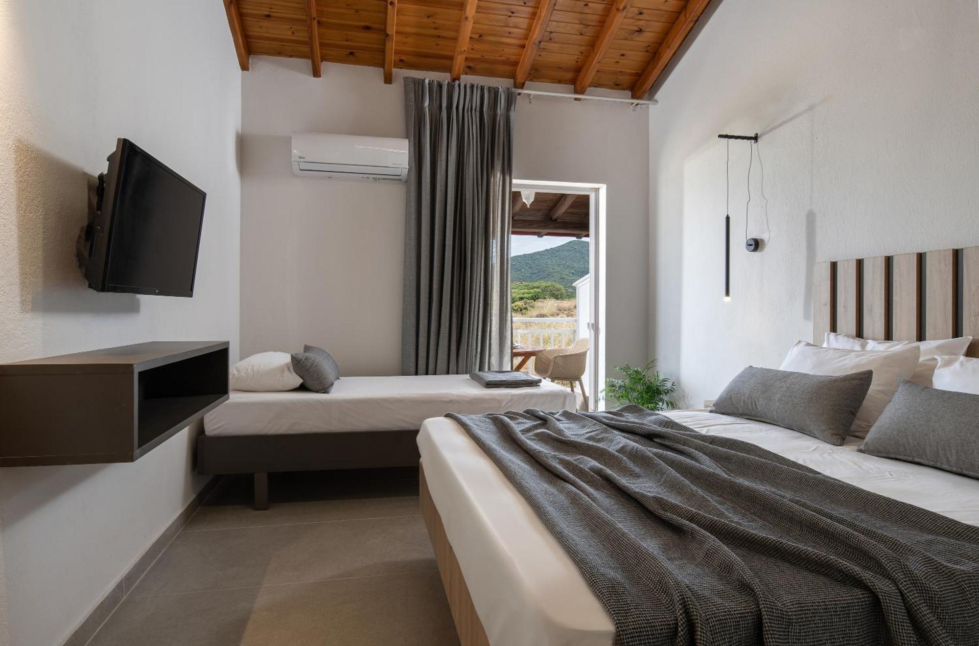 Erifili At Sarti Beach Apartments & Studios 外观 照片