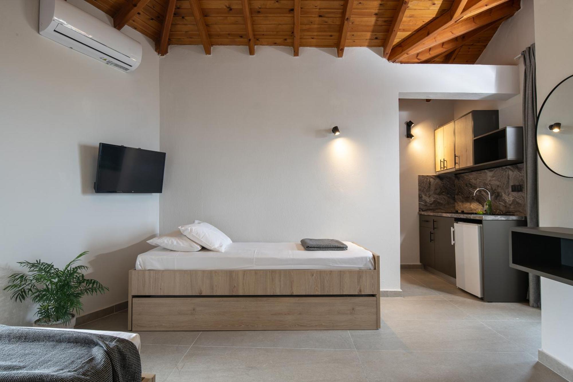 Erifili At Sarti Beach Apartments & Studios 外观 照片