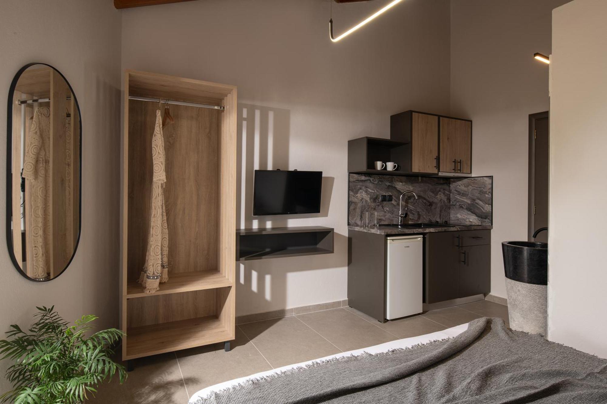 Erifili At Sarti Beach Apartments & Studios 外观 照片